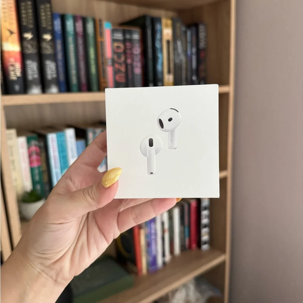 BRAND NEW AirPods 4 with active noise cancellation